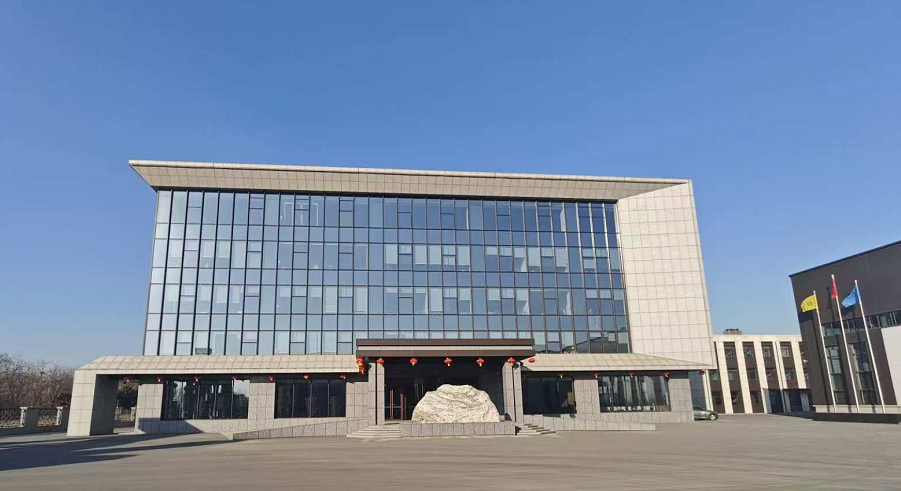 2025年張燈結彩迎新春